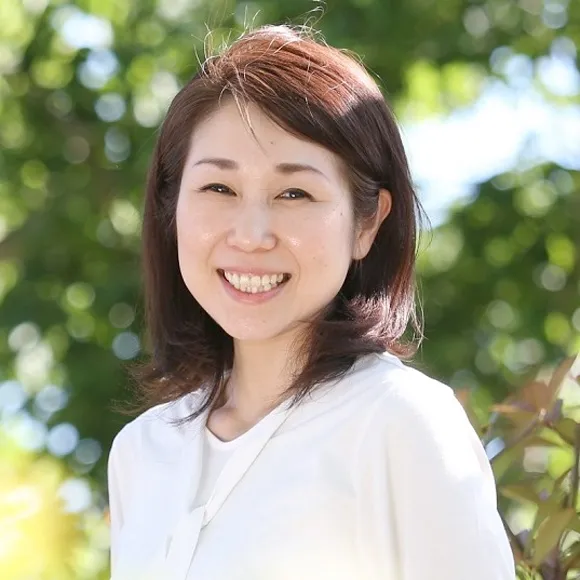 高橋あみなさんプロフィール画像
