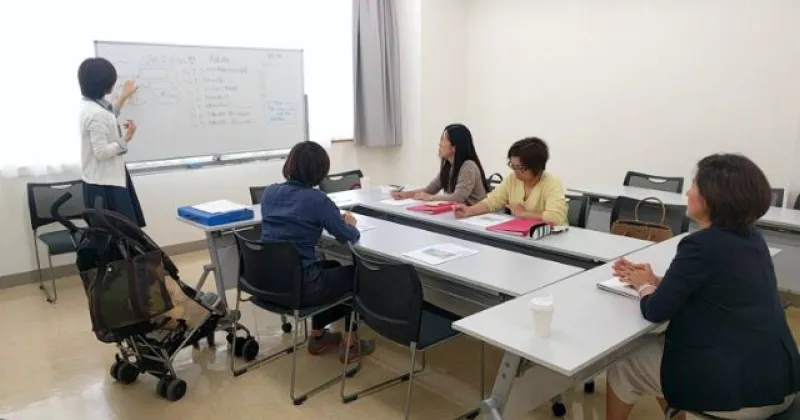 講師たちの活動