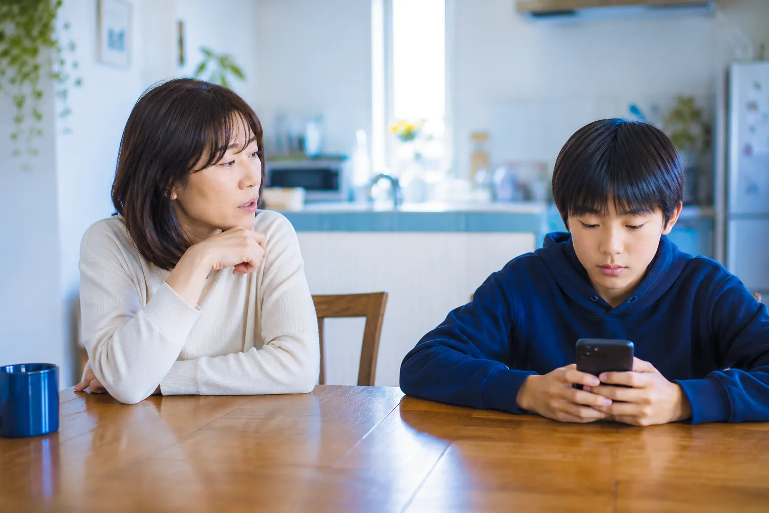 子どもと話したい母